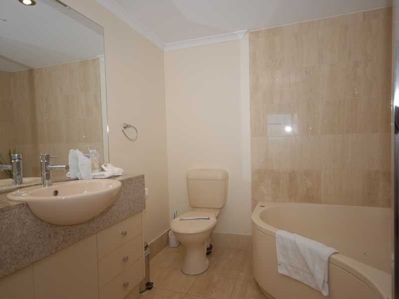Unit 19B/3 Second Avenue, Burleigh Heads QLD 4220
