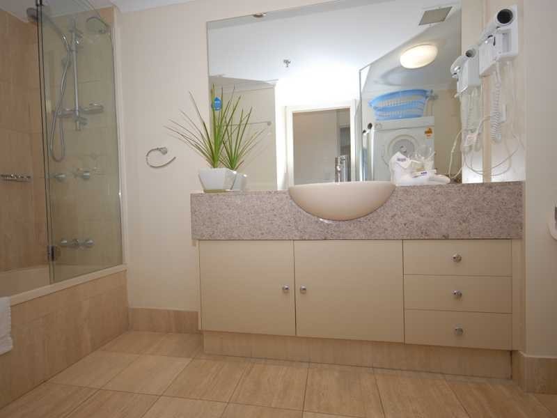 Unit 19B/3 Second Avenue, Burleigh Heads QLD 4220