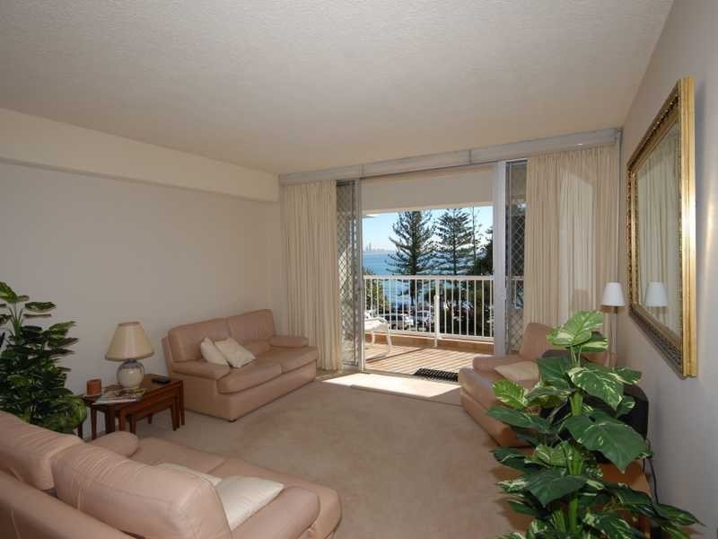 Unit 5/2 Goodwin Terrace, Burleigh Heads QLD 4220