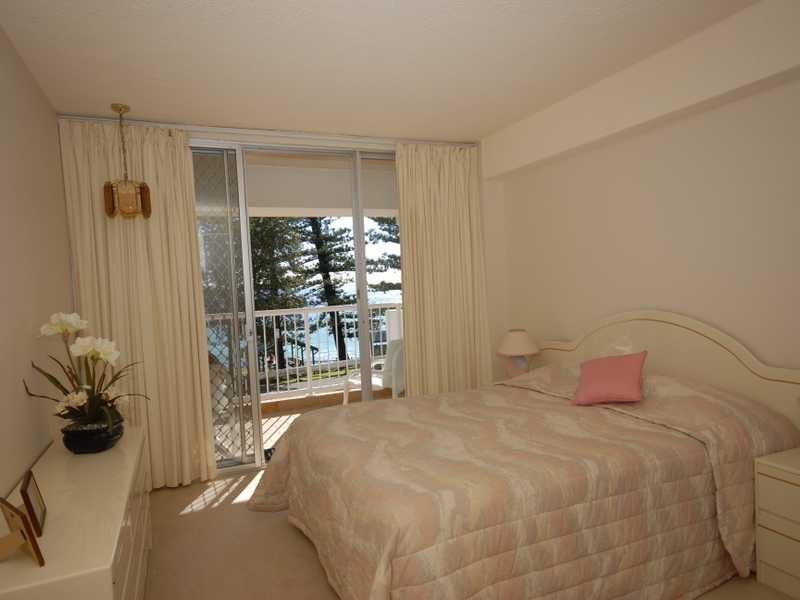 Unit 5/2 Goodwin Terrace, Burleigh Heads QLD 4220