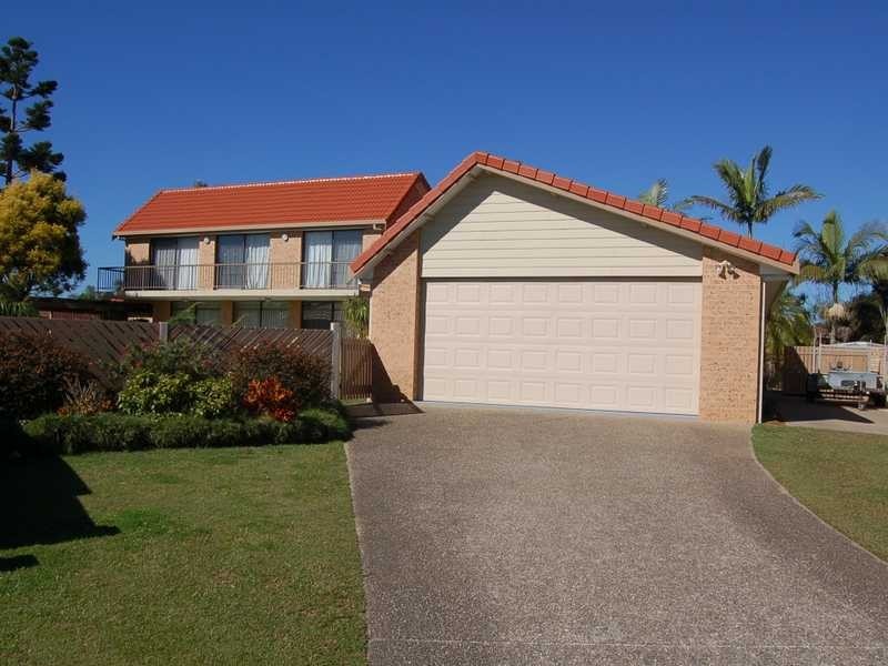 4 Ruff Court, Burleigh Waters QLD 4220