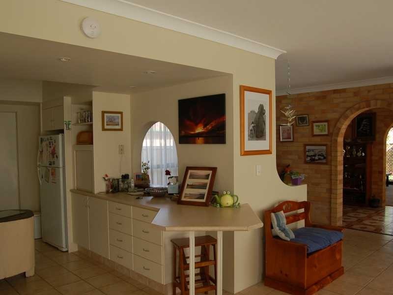 4 Ruff Court, Burleigh Waters QLD 4220