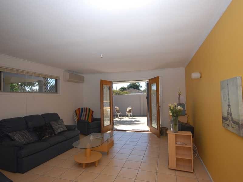 38 Chainey Avenue, Miami QLD 4220