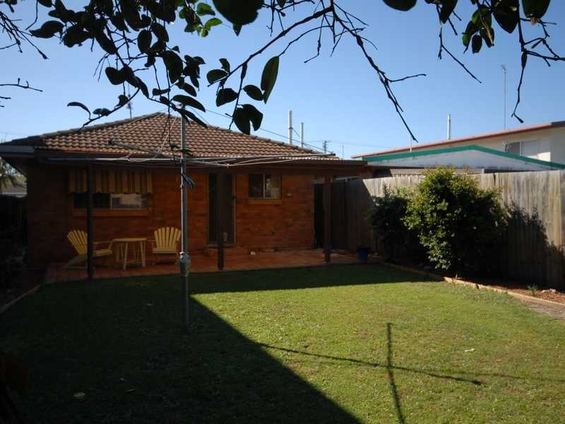 38 Chainey Avenue, Miami QLD 4220