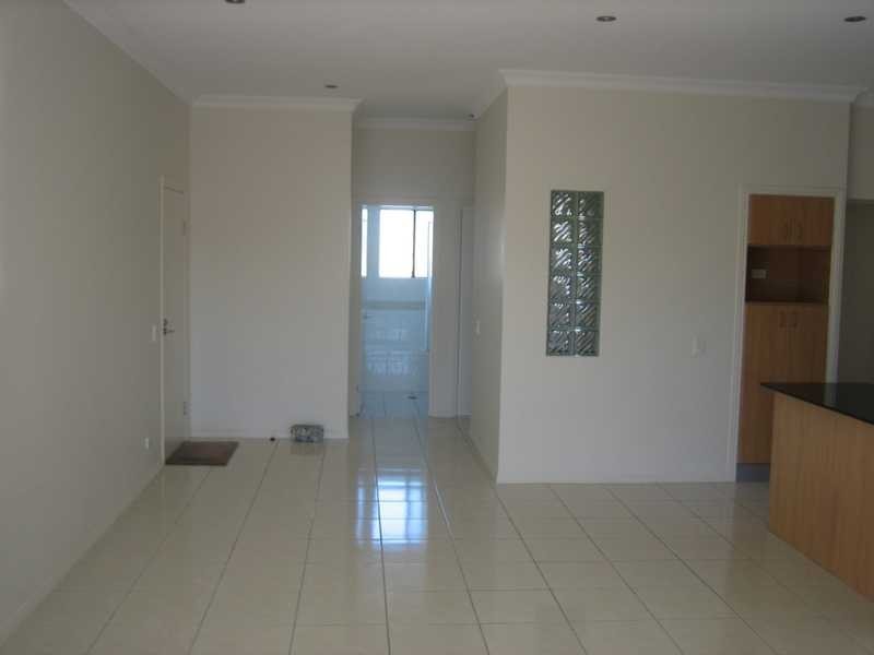 Apartment 9/2008 Gold Coast Highway, Miami QLD 4220