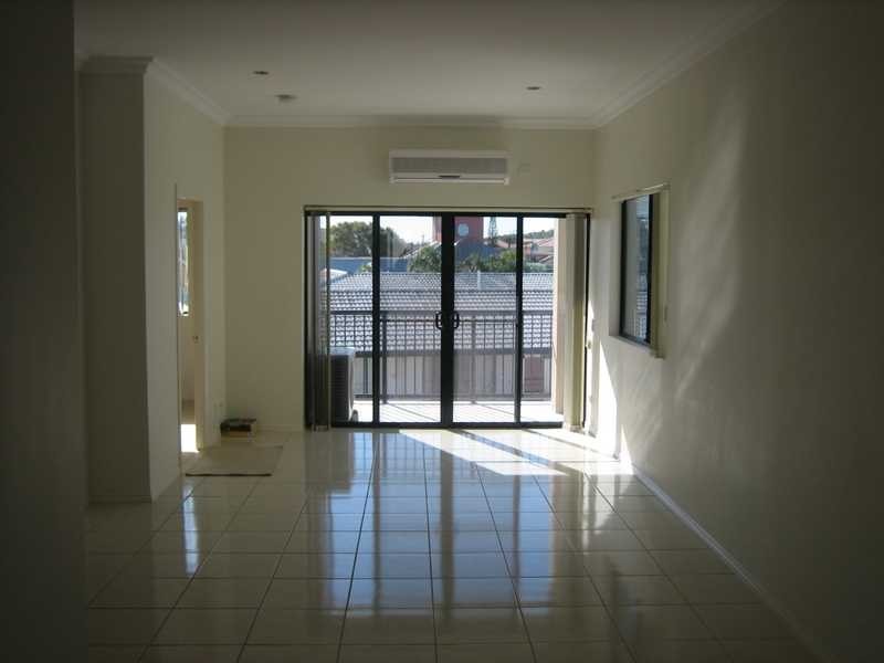 Apartment 9/2008 Gold Coast Highway, Miami QLD 4220