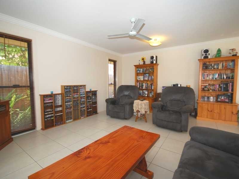 Unit 97/12 Landau Crt, Miami QLD 4220