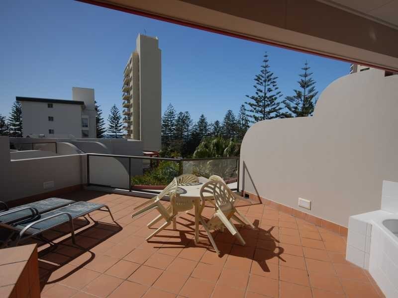 Unit 28/1937 Gold Coast Highway, Burleigh Heads QLD 4220