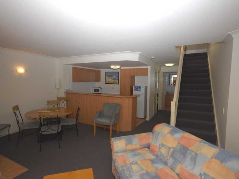 Unit 28/1937 Gold Coast Highway, Burleigh Heads QLD 4220