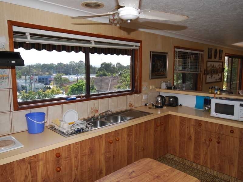 13 Timbertop Mead, Burleigh Heads QLD 4220