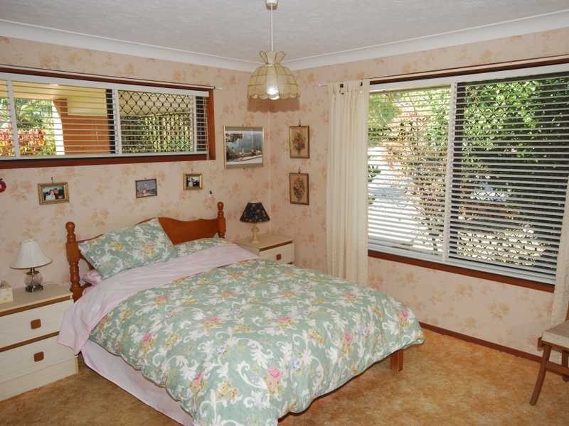 13 Timbertop Mead, Burleigh Heads QLD 4220