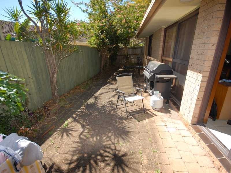 Unit 17/105 Christine Avenue, Burleigh Waters QLD 4220