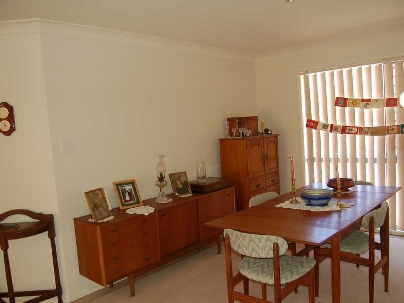 21 Beaconsfield Drive, Burleigh Waters QLD 4220