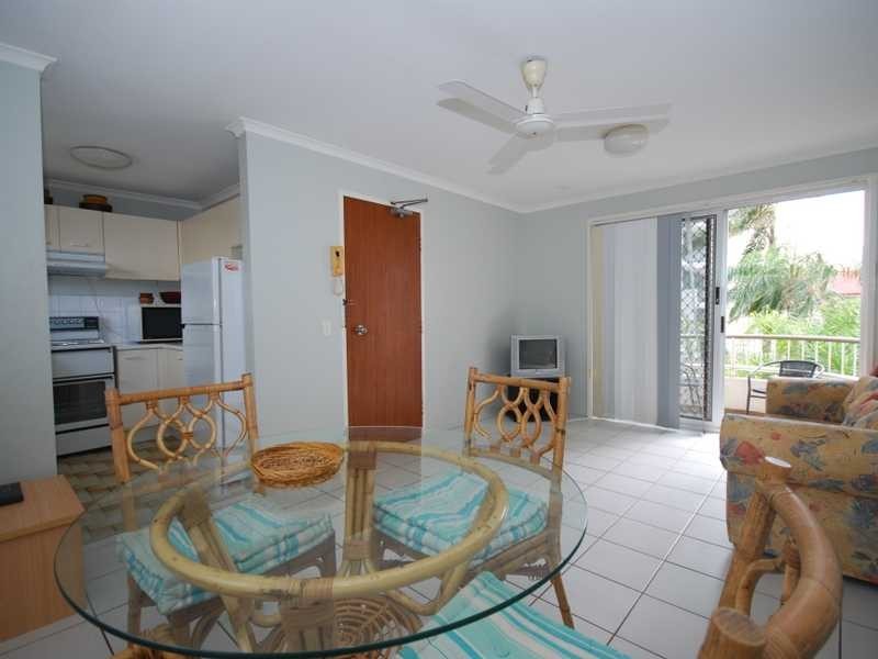 Unit 23/5/1899 Gold Coast Highway, Burleigh Heads QLD 4220