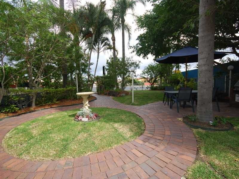 Unit 23/5/1899 Gold Coast Highway, Burleigh Heads QLD 4220