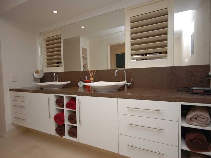 60 Acanthus Ave, Burleigh Heads QLD 4220