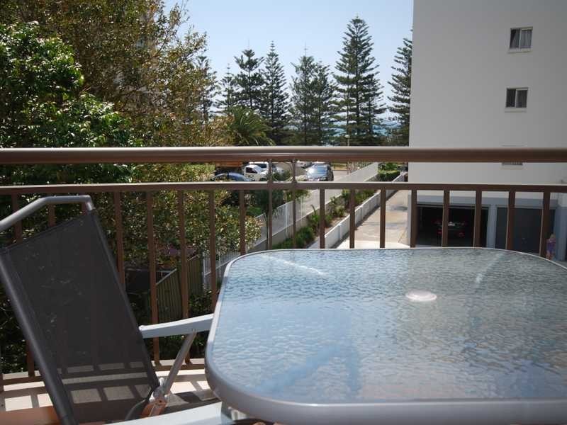 Unit 34/1937 Gold Coast Highway, Burleigh Heads QLD 4220