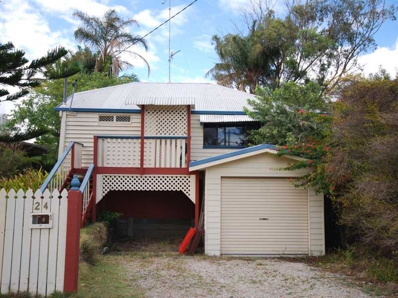 24 Ferny Fairway, Burleigh Heads QLD 4220