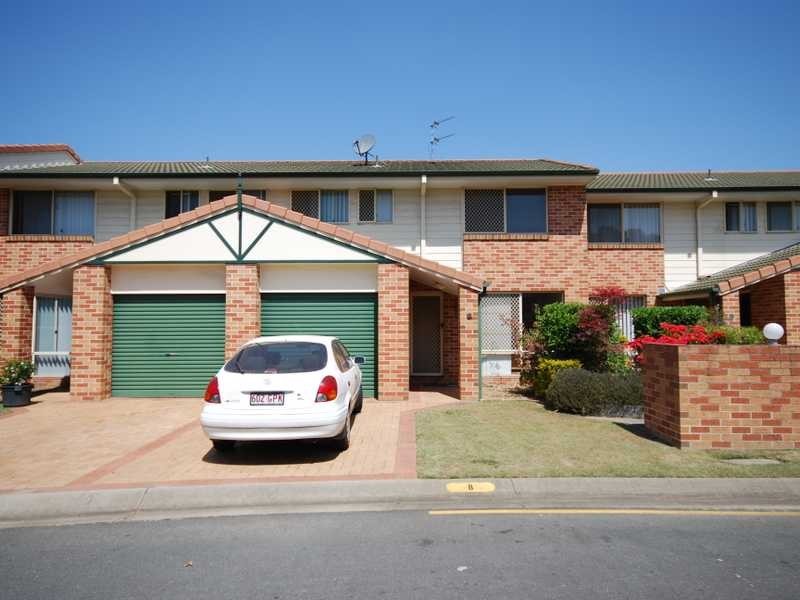 Unit 8/2 Cassowary Drive, Burleigh Waters QLD 4220