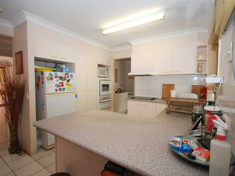 Unit 8/2 Cassowary Drive, Burleigh Waters QLD 4220