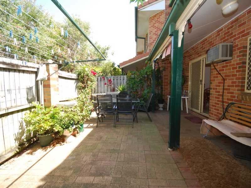 Unit 8/2 Cassowary Drive, Burleigh Waters QLD 4220