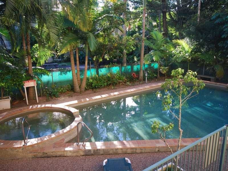 Unit/27/1 Burleigh St, Burleigh Heads QLD 4220