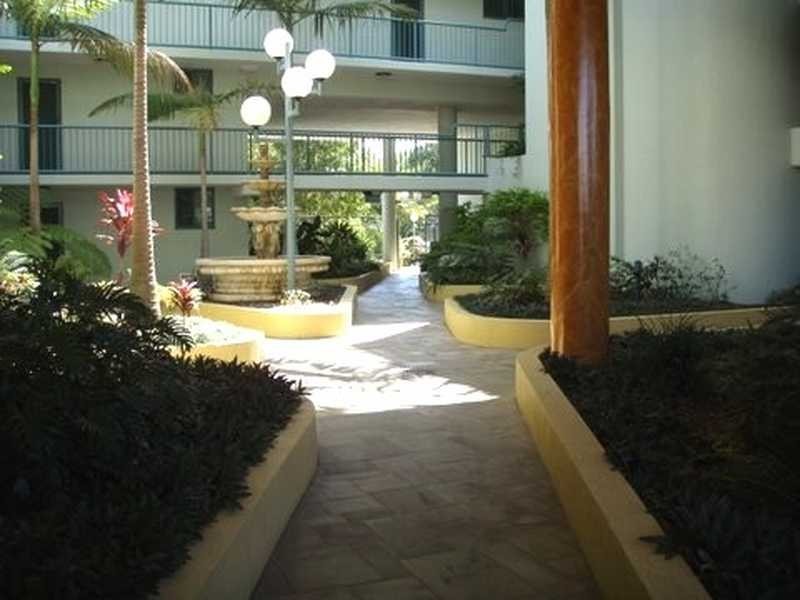 Unit/27/1 Burleigh St, Burleigh Heads QLD 4220