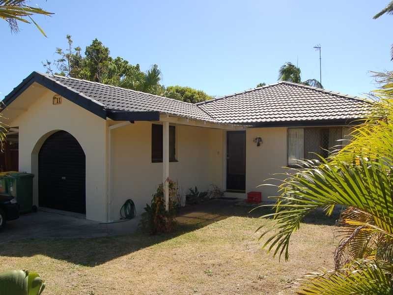 11 Frangipani Street, Miami QLD 4220