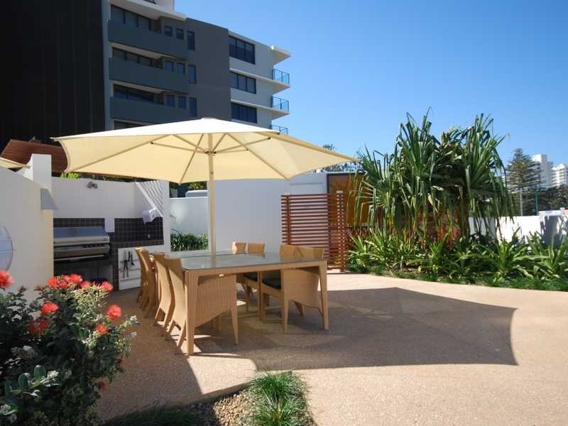 1055/6 The Esplanade, Burleigh Heads QLD 4220