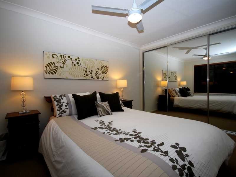 Unit 1/12 Snowgum Crt, Burleigh Waters QLD 4220