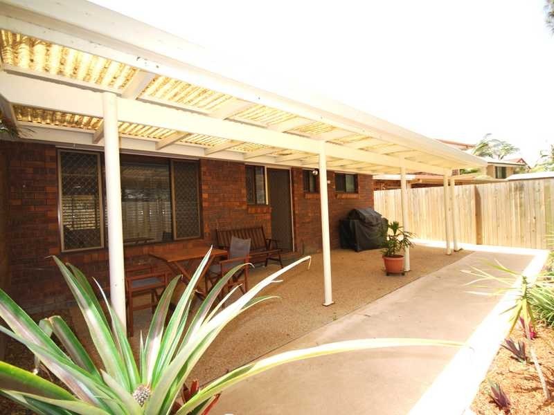 Unit 1/12 Snowgum Crt, Burleigh Waters QLD 4220