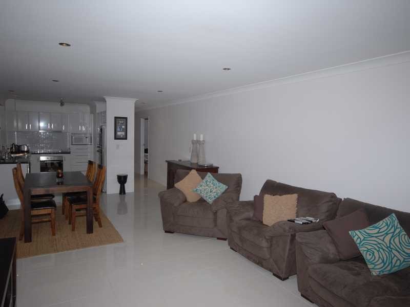 16/29 West Burleigh Road, Burleigh Heads QLD 4220