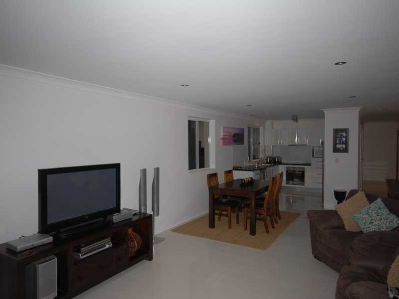 16/29 West Burleigh Road, Burleigh Heads QLD 4220