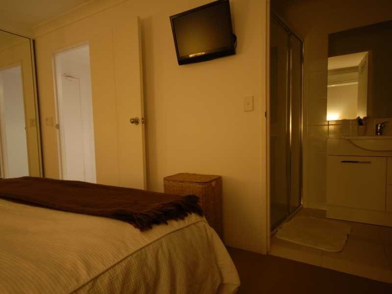 16/29 West Burleigh Road, Burleigh Heads QLD 4220