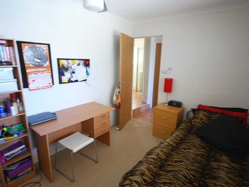 38 Hillcrest Parade, Miami QLD 4220