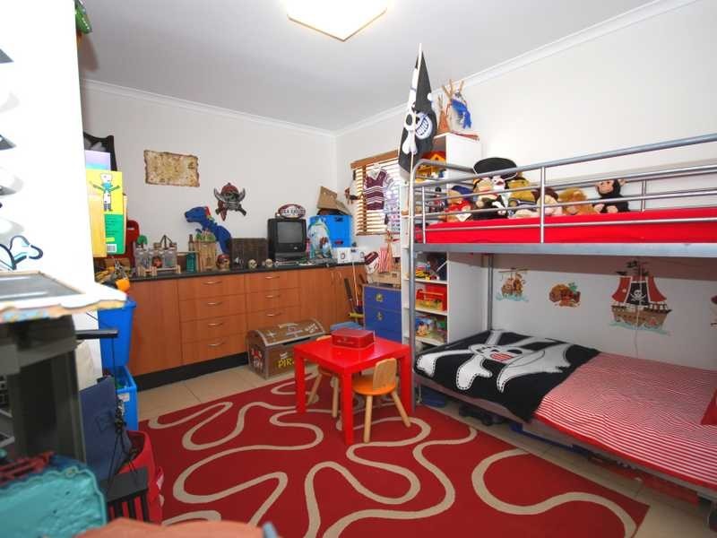 38 Hillcrest Parade, Miami QLD 4220