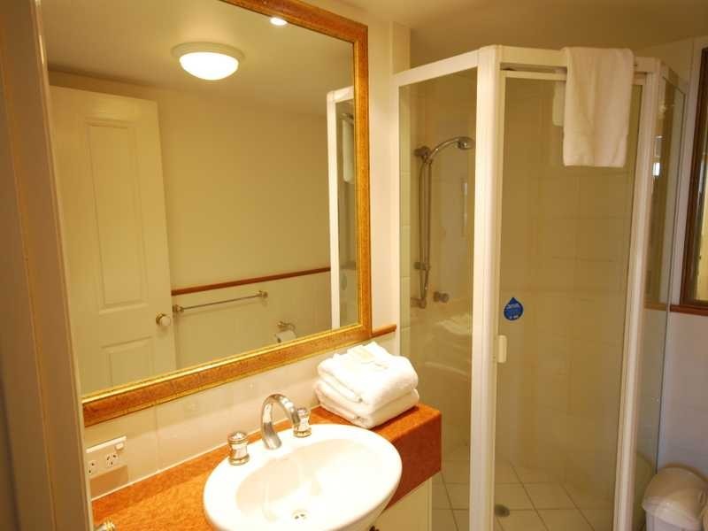 Unit 603/220 The Esplanade, Burleigh Heads QLD 4220