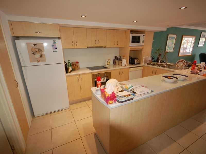 25/13 Shrike Court, Burleigh Waters QLD 4220