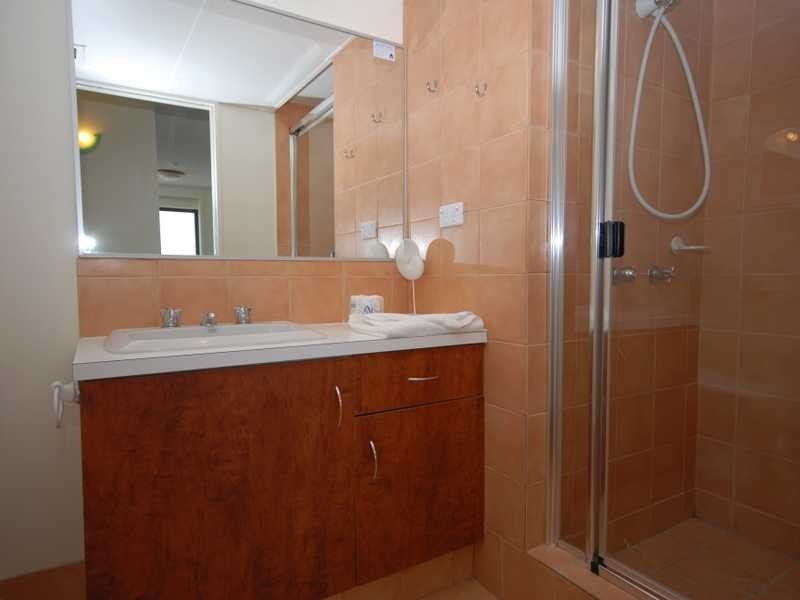 Unit 38/1941 Gold Coast Highway, Burleigh Heads QLD 4220