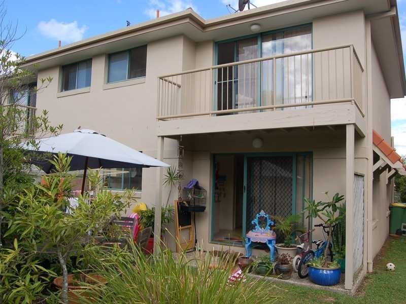 Unit 47/3 Regensberg Close, Varsity Lakes QLD 4227