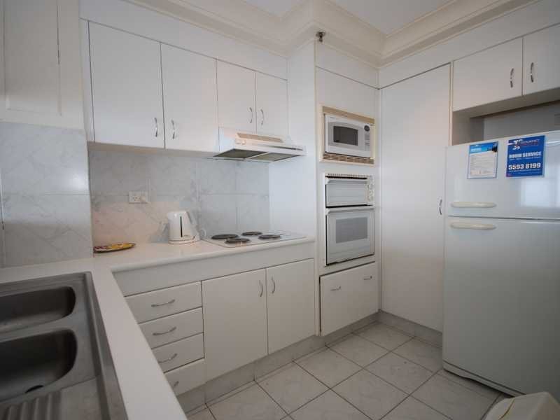 Unit 33/3 2ND AVENUE, Burleigh Heads QLD 4220