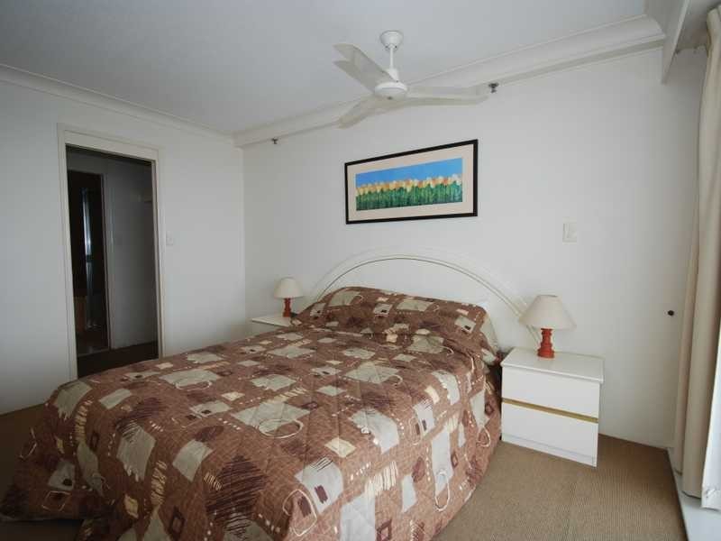 Unit 33/3 2ND AVENUE, Burleigh Heads QLD 4220