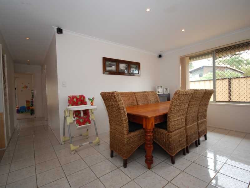 112 Chainey Ave, Miami QLD 4220