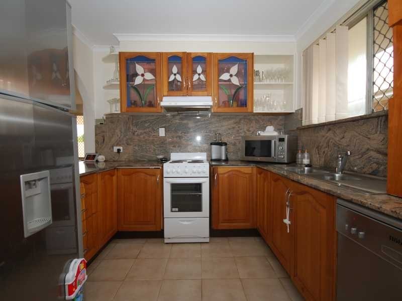 112 Chainey Ave, Miami QLD 4220