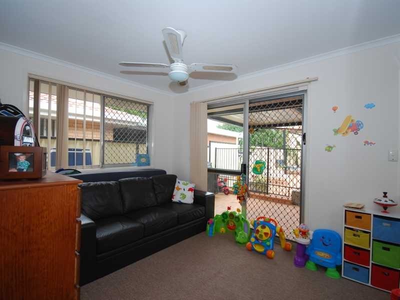 112 Chainey Ave, Miami QLD 4220