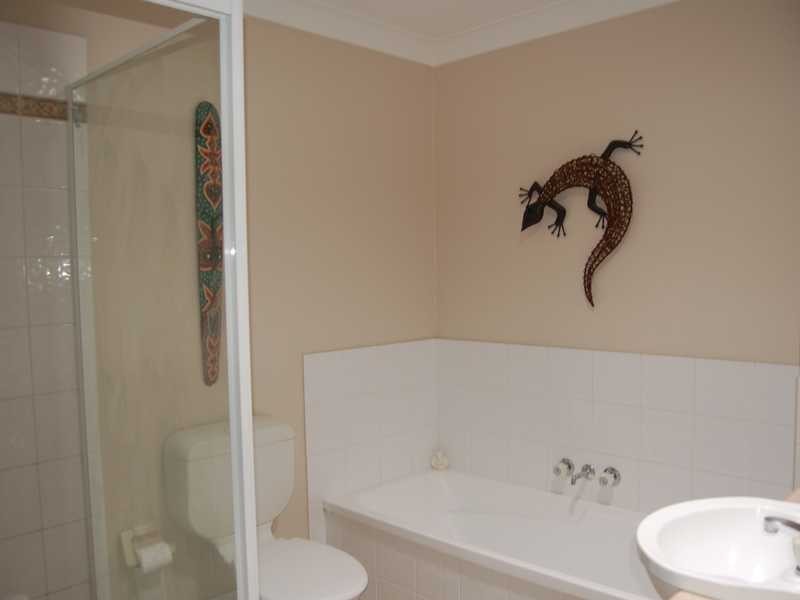 50/21 Regensberg Close, Varsity Lakes QLD 4227