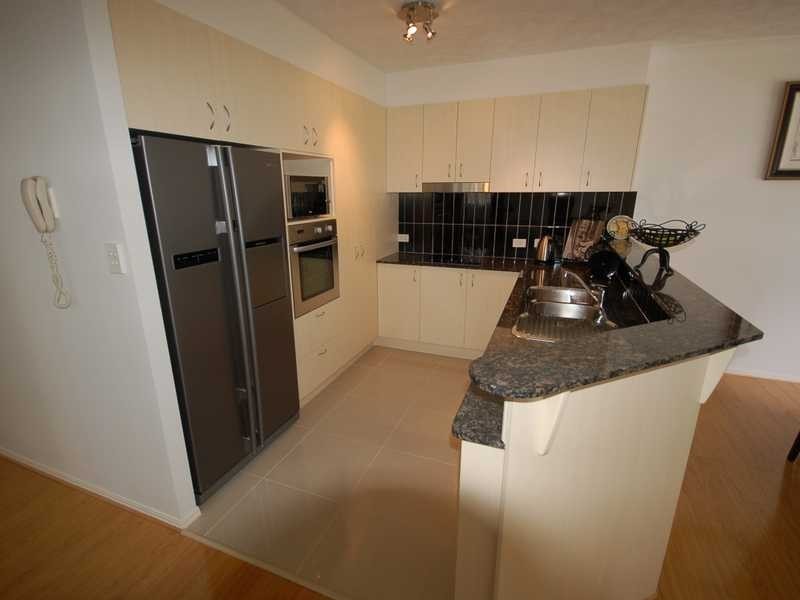 Unit 24/6 Fifth  Ave, Burleigh Heads QLD 4220