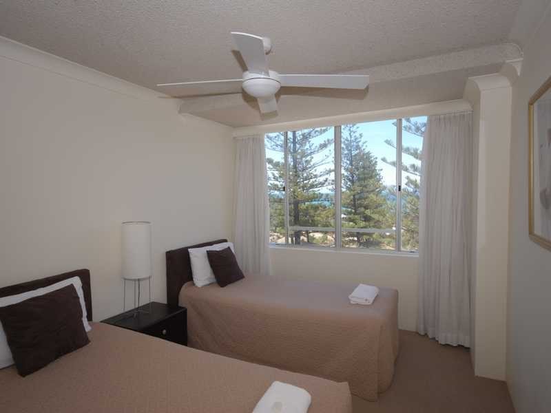 17/32 The Esplanade, Burleigh Heads QLD 4220