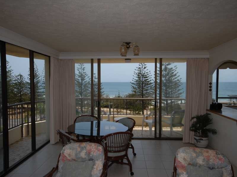 Unit 18/114 The Esplanade, Burleigh Heads QLD 4220