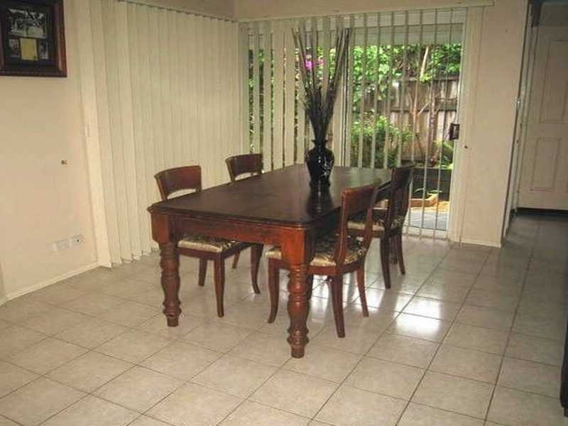 38 Beaconsfield Drive, Burleigh Waters QLD 4220